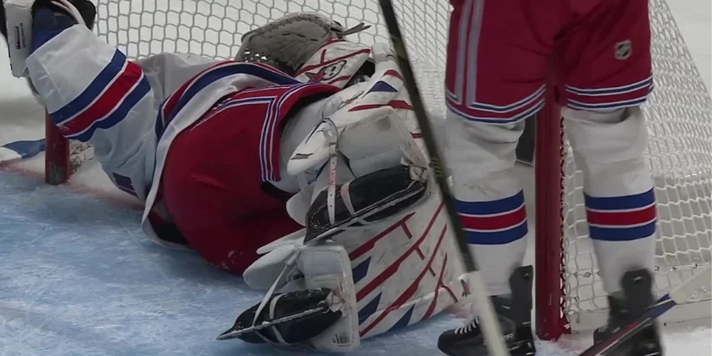 Igor Shesterkin Injury Update: Rangers Face Uncertainty After Goalie Exits Capitals Game